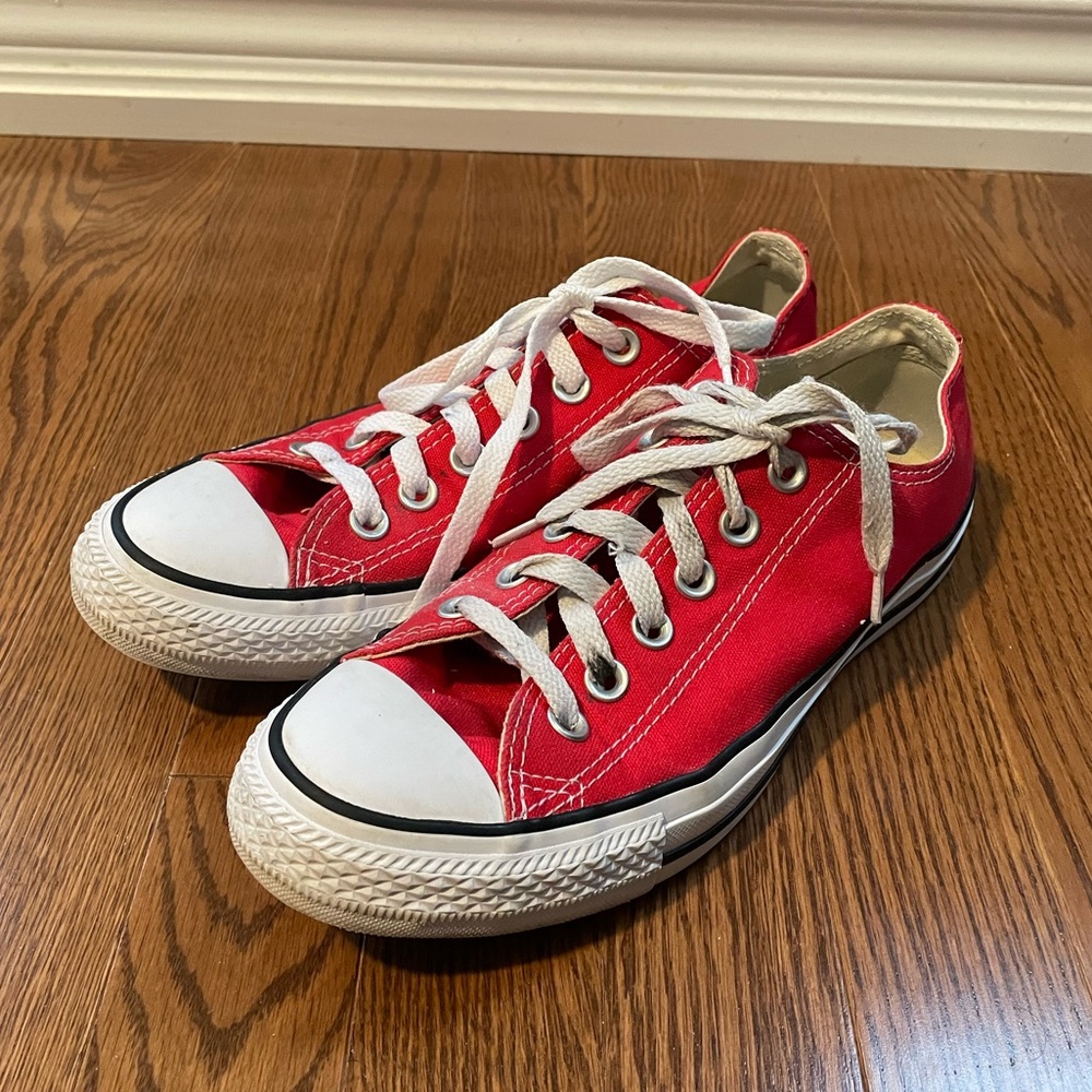 Converse Chuck Taylor All Star Low Top Sneakers